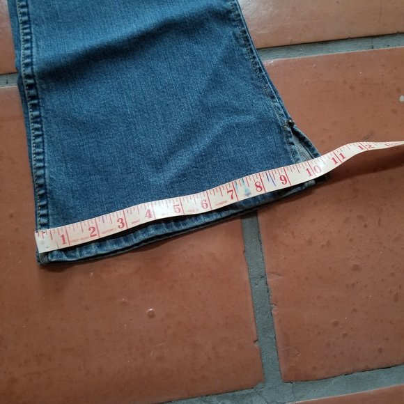 Y2K Campus Crew Medium/Light Wash No Back Pocket Flare Jean - Picture 10 of 12